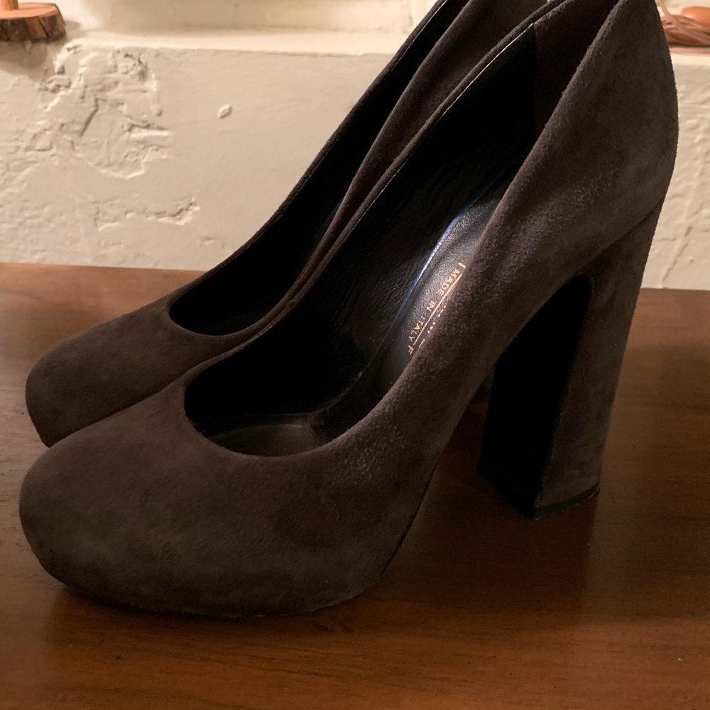 LATITUDE FEMME Italian Pumps 37